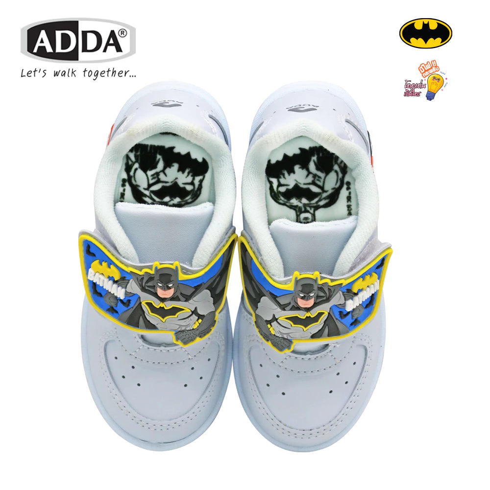 ADDA รองเท้านักเรียนสีขาว ลาย BATMAN